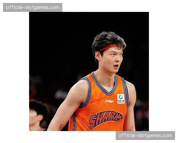 上海王哲林制胜罚球显价值 内线统治力持续展现